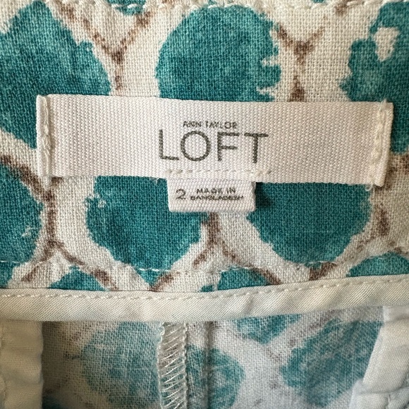 Ann Taylor LOFT Shorts - Picture 4 of 7